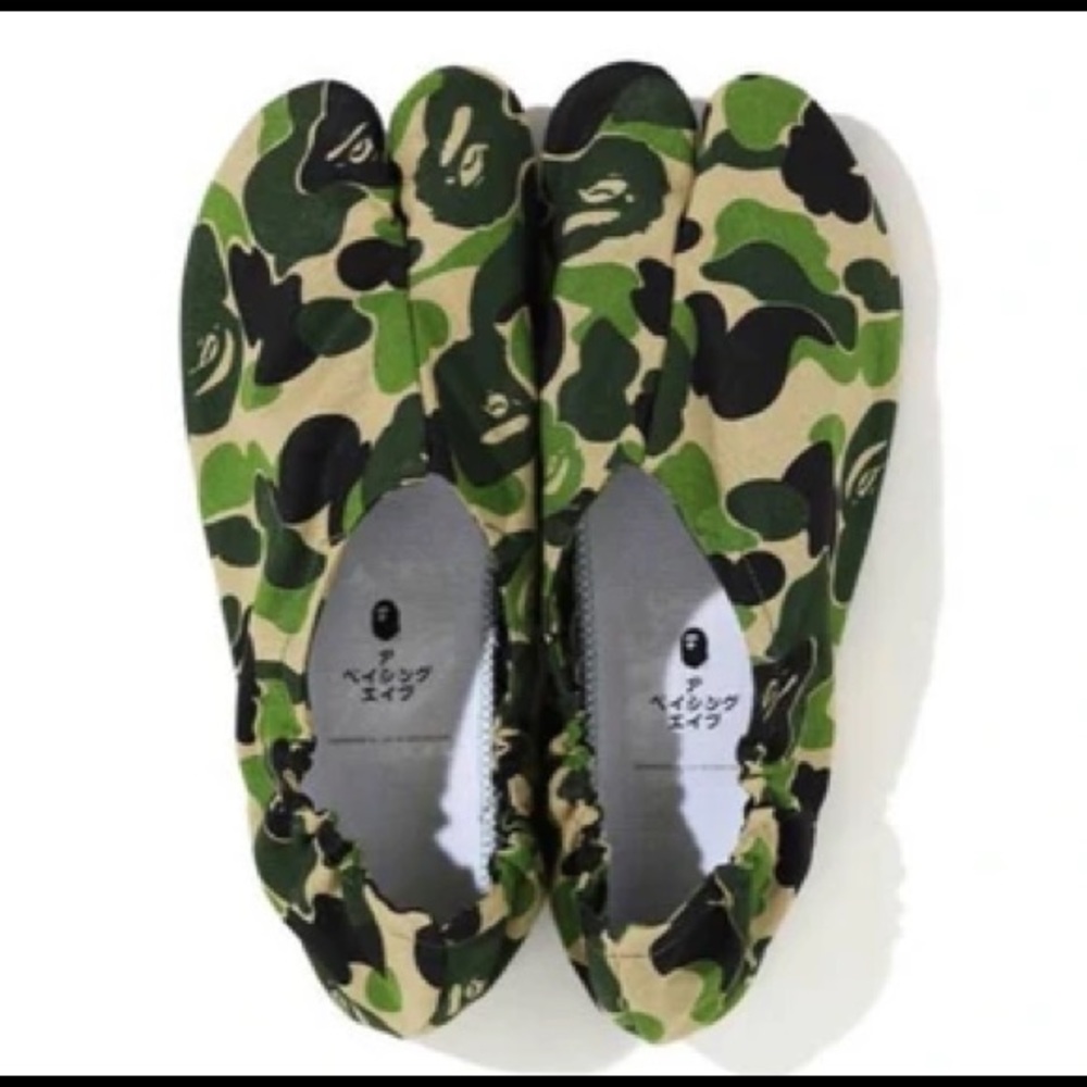 BAPE Japanese slipper socks Brand New Sealed 100% Authentic